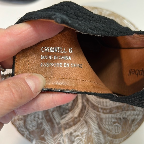 JEFFREY CAMPBELL BLACK SNAKESKIN DESIGN BOOTIES SIZE 6 - Picture 8 of 12